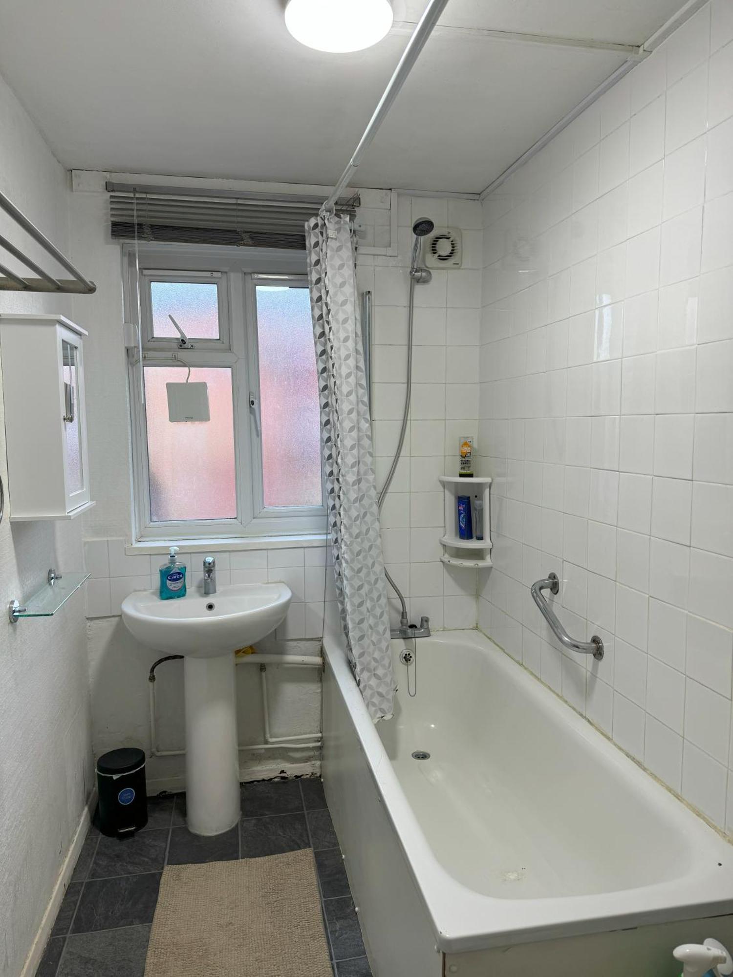 Appartamento Lovely One Bed To Rent Londra